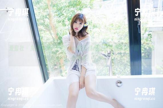 爱蜜社-乐薇Vivi 爱蜜社 - 免费合集:乐薇Vivi的天使们,超乎想象的“羽毛”春季特惠!