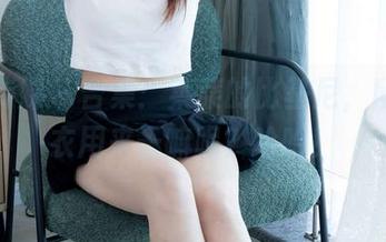 物恋传媒 – 合集:菜菜的比基尼,所以上衣用来干嘛呢?哈哈!