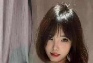 微密圈 – 琳铛铛最新修女套图：一场心灵的洗礼？哦，或许只是换了身衣服！