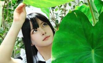 白莉爱吃巧克力的私拍图集,妮露在这里不如找个“伴侣”,真有意思!