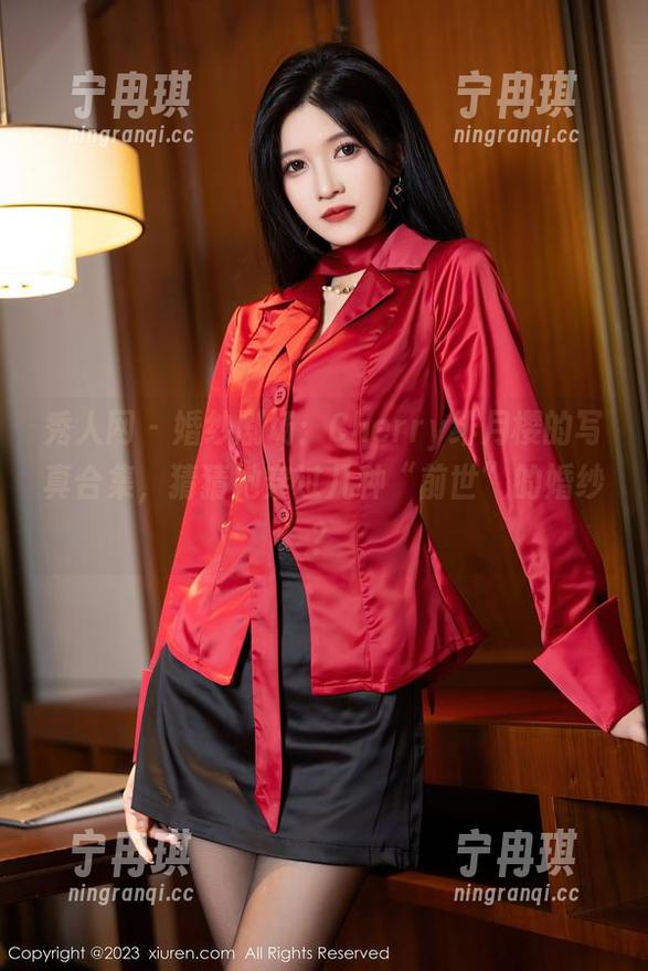 秀人网-Cherry绯月樱 秀人网 - 婚纱剧场:Cherry绯月樱的写真合集,猜猜她穿过几种“前世”的婚纱?