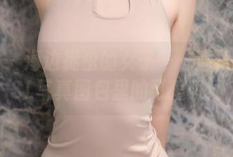 秀人网 – 海边捉虫的女子——潜伏在司妃SL写真图包里的可爱瞬间