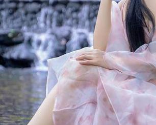 秀人网 – 周慕汐fairy的油亮合集来了，分享一下我对油的无尽遐想