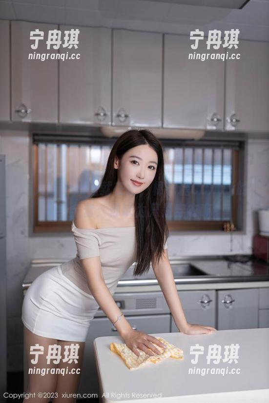 秀人网-棉花糖Candy 秀人网 - 原图就在这,棉花糖Candy的婚纱全套:你以为只是穿衣嘛!