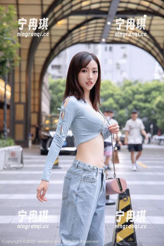 秀人网-程程程 秀人网 - 厦门旅拍里,程程程的每张图片都令人无言以对。