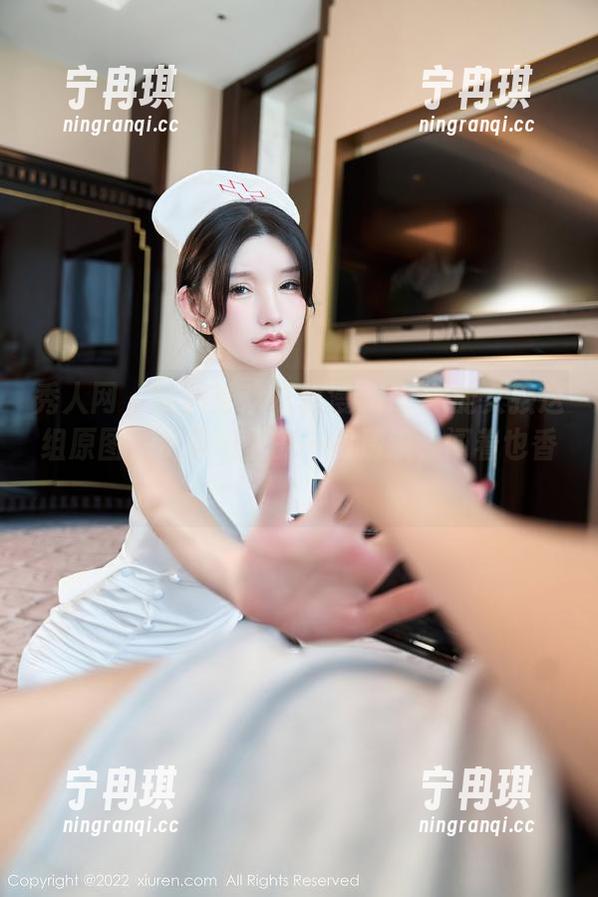 秀人网-陈雅漫VICKY 秀人网 - 偏偏喜欢陈雅漫VICKY的女孩这组原图,资源堆里的一股清流,闻着也香!