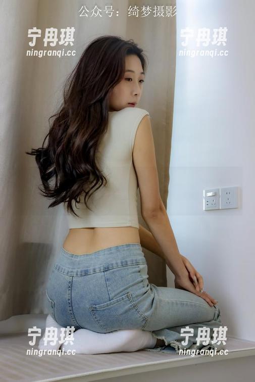 绮梦摄影-小冉 绮梦摄影 - 小冉套图,吊带太灵动了,我的注意力就停不下来!