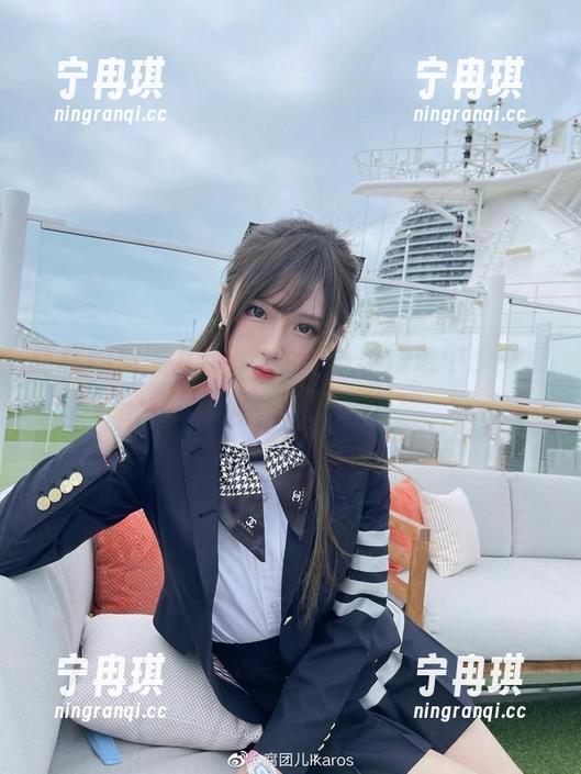 腐团儿Ikaros 这样的腐团儿Ikaros,写真精选中少女前线还能有多少惊艳?