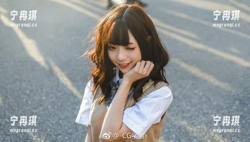 舞小喵 舞小喵透明美图,一个字:尬,下载还有脸面对吗?