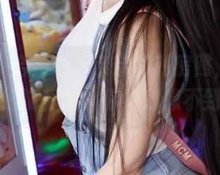 蜜桃社 – 合集中木奈奈的私房照,裤里丝的细腻程度,你绝对想不到。
