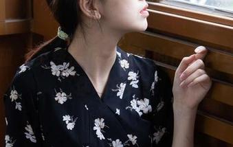 袜啵啵 – 免费提供,稚予的吊带肉丝,让你心痒痒!