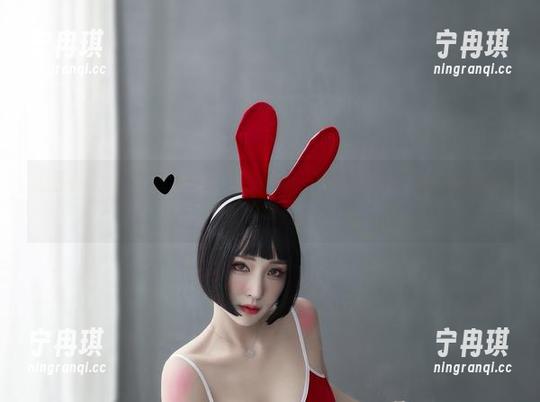 超辣的林一 微密圈 - 超辣的林一的女仆作品:你确定可以信任这位小可爱?