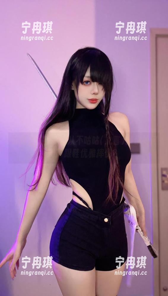 资源上线！阿九从不咕咕(九言)教你如何用高跟鞋优雅摔倒？