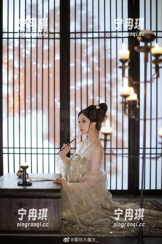 露儿大魔王大揭晒？禁闭者主题的美图合集让你想多了