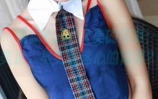 青豆客 – 最新Yumi尤美的写真:说好的美足,其实是迷心的陷阱?