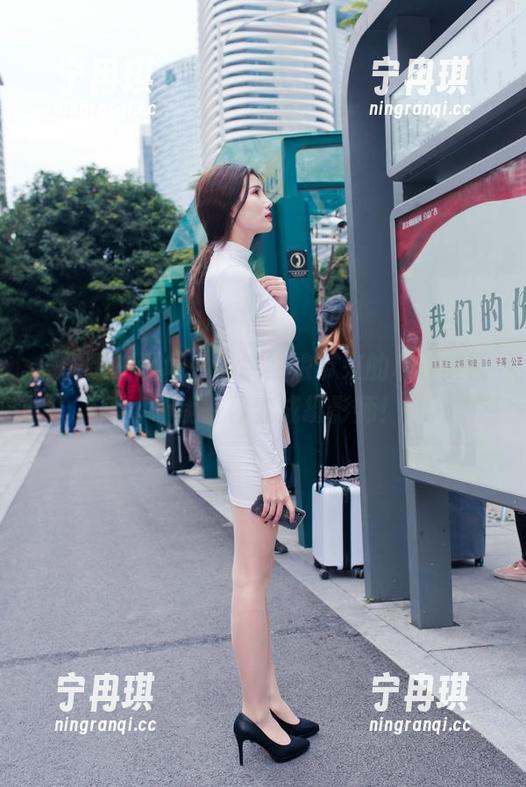 魔镜街拍 魔镜街拍现场,热裤姑娘带来的私拍美图,让我一秒变成摄影师!